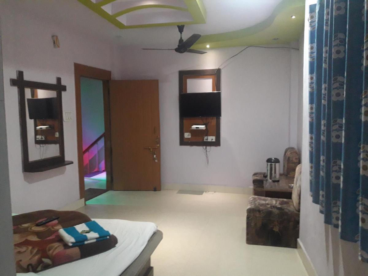 Hotel Rajvihar Pachmarhī المظهر الخارجي الصورة