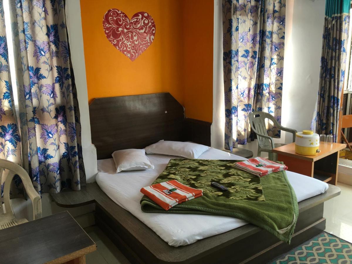 Hotel Rajvihar Pachmarhī المظهر الخارجي الصورة